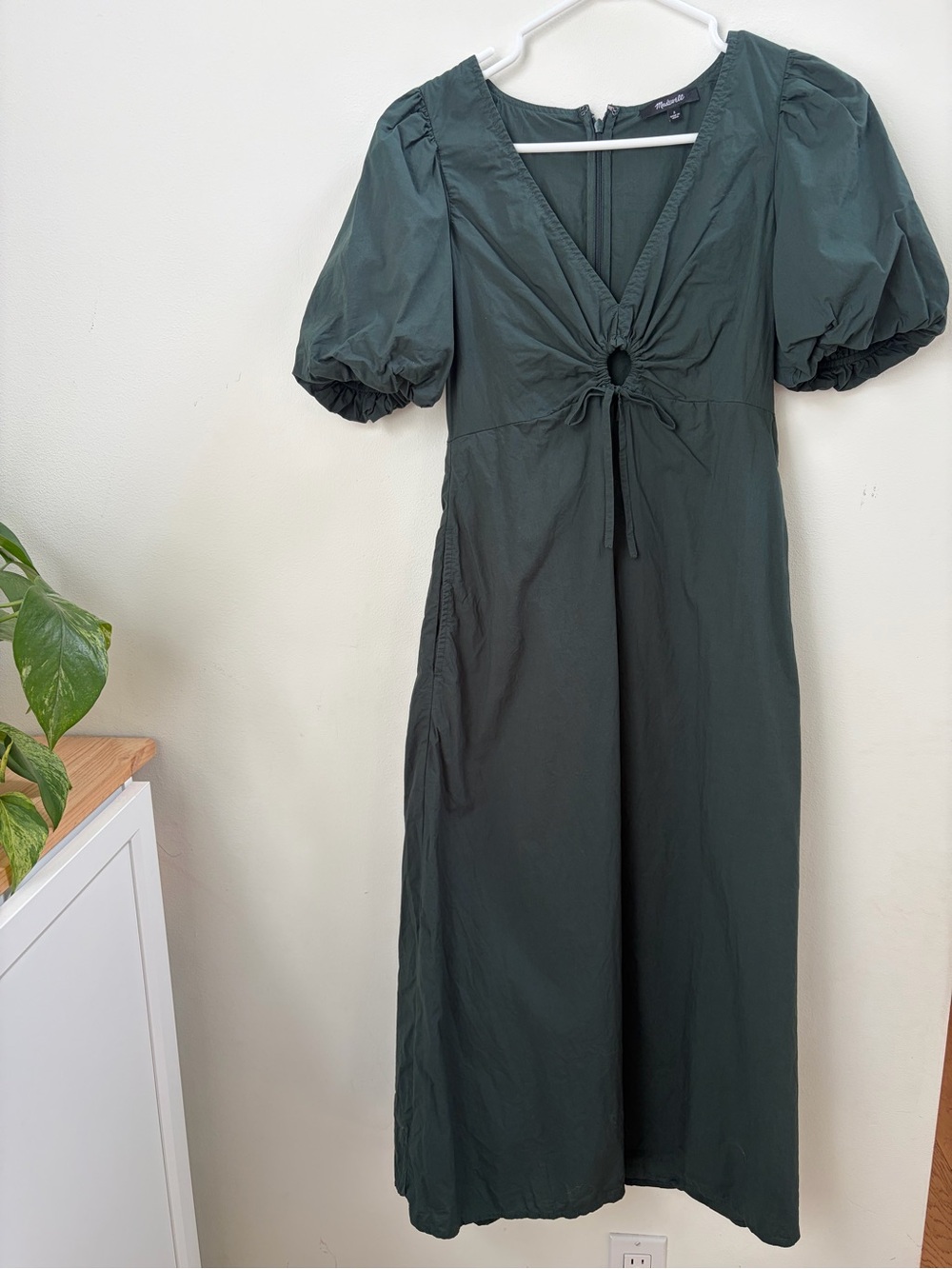 MADEWELL $191 POPLIN CUTOUT PUFF SLEEVE MIDI - Picture 2 of 8